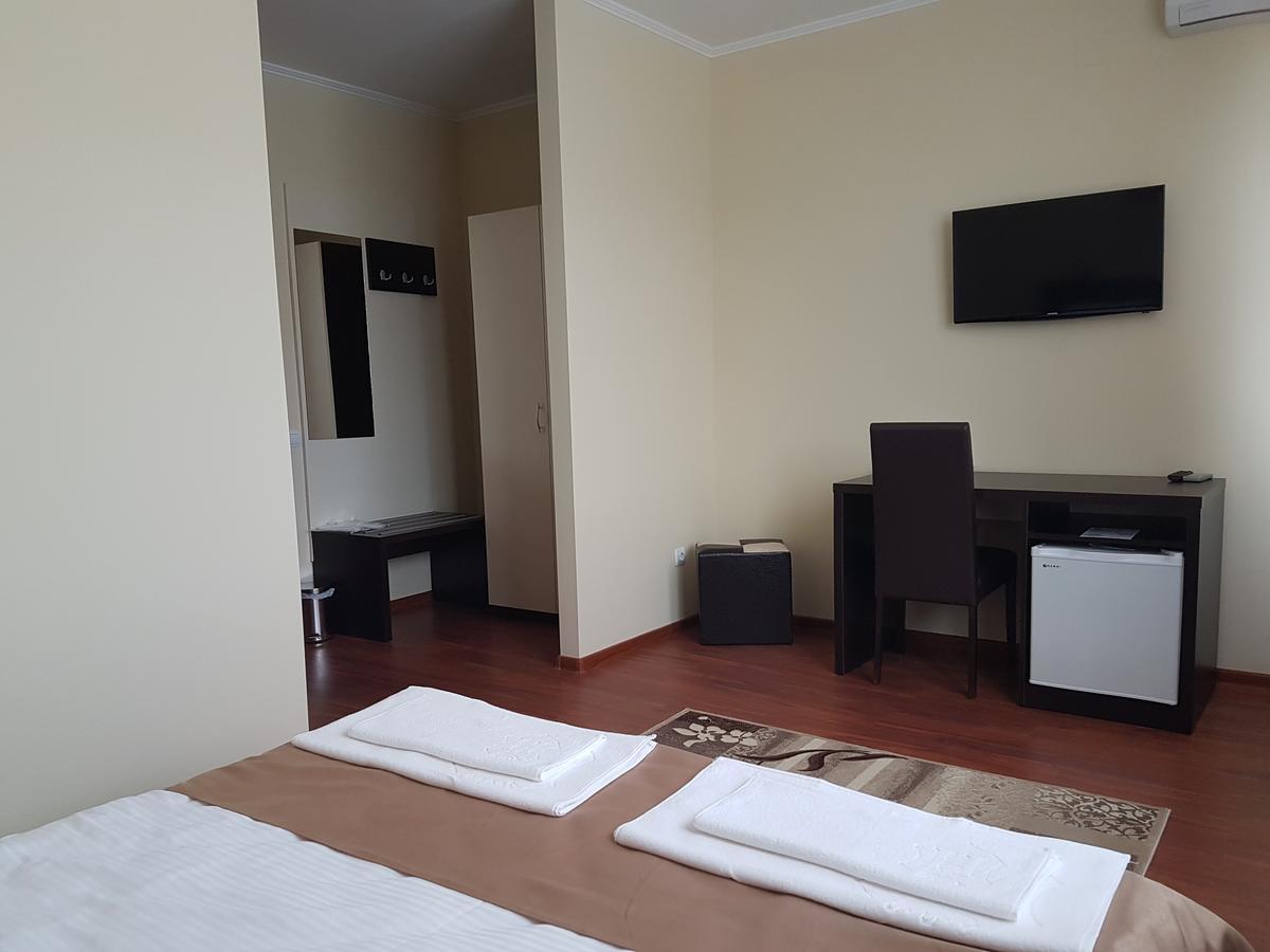 Hotel New Baia Mare Extérieur photo